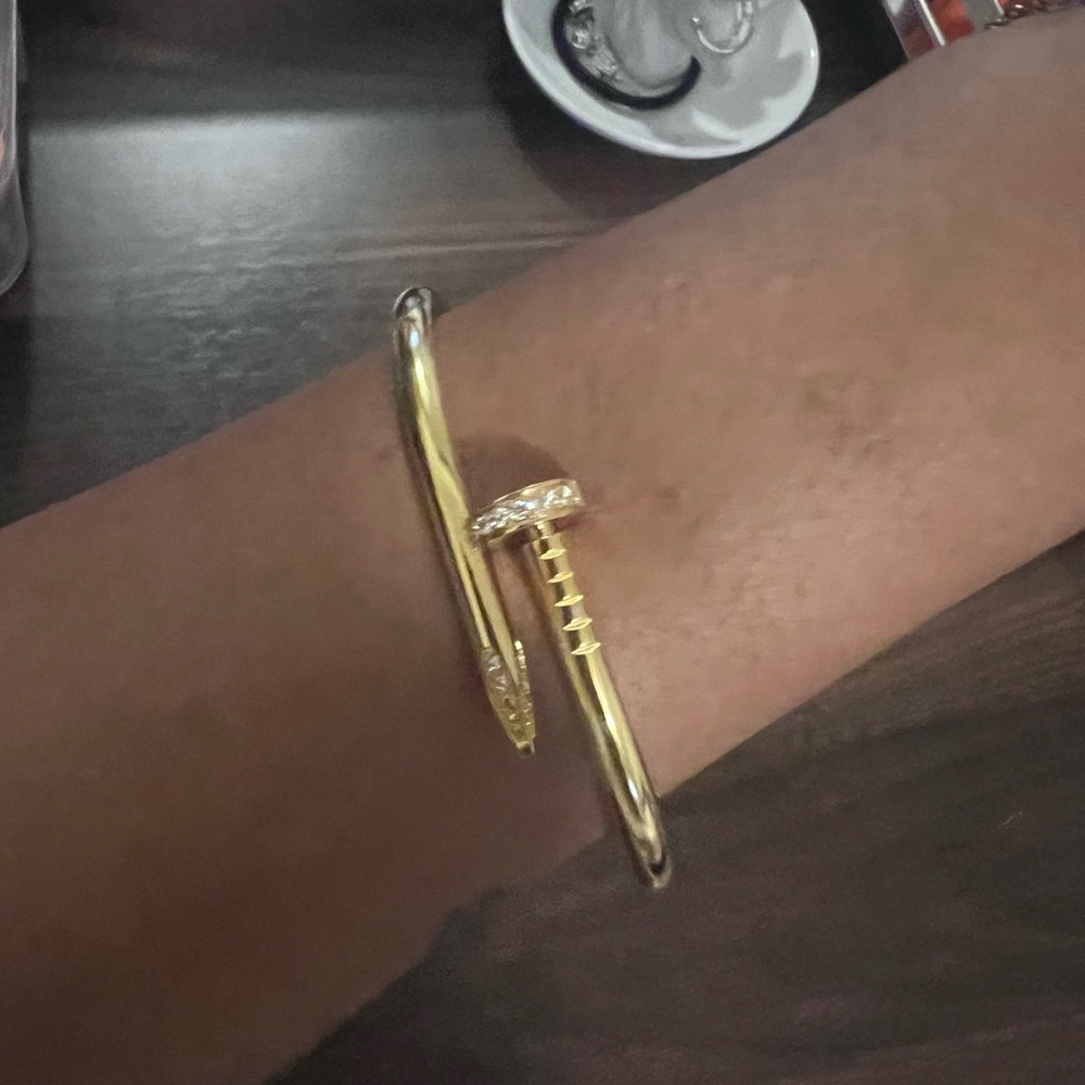 Fashion nail bracelet